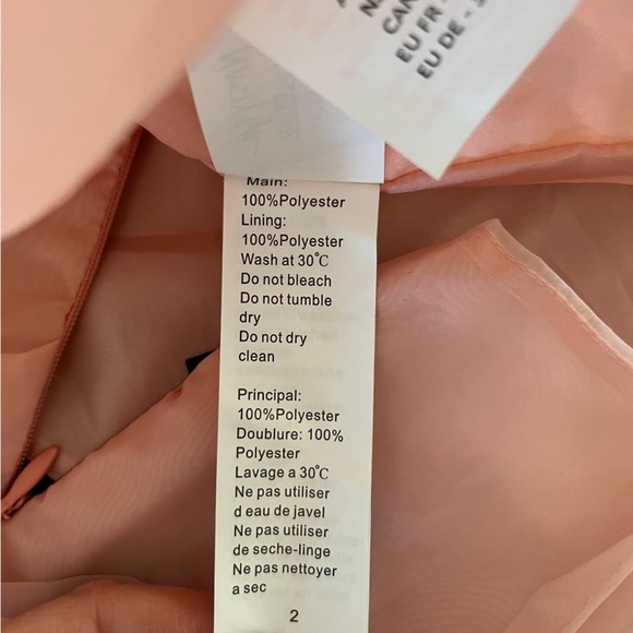 NASTY Gal Extreme Puff Sleeve Crop Top in Peach BNWT - Picture 9 of 11